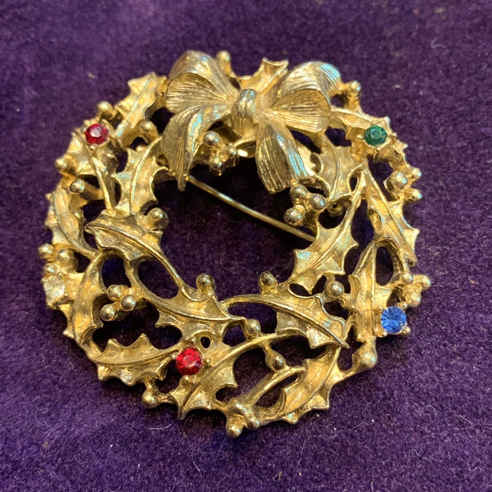 Vintage J&J  Christmas wreath brochure.